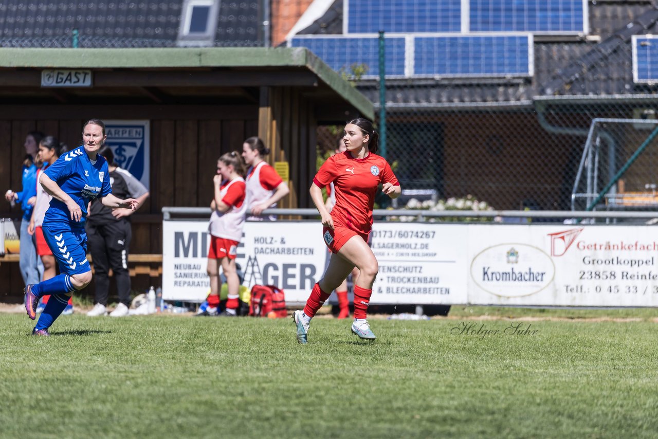 Bild 362 - F TSV Zarpen - Holstein Kiel II : Ergebnis: 2:6